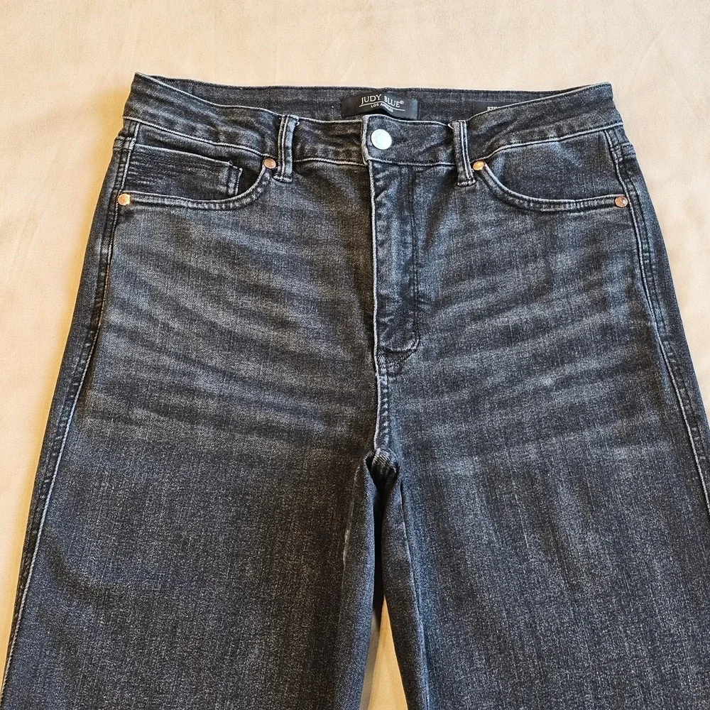 Judy Blue‎ Jeans Womens Black Straight Fit Raw Hem Casual Stretch Ladies 13/31 - Picture 2 of 14
